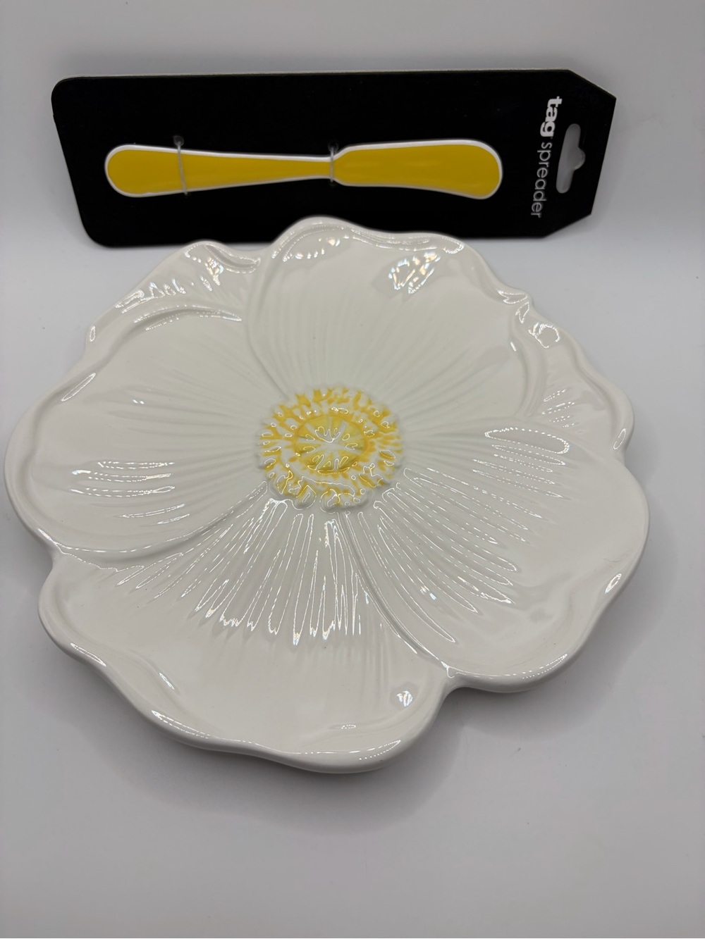 Tag White Floral Ceramic Serving Plate with Yellow Center and Matching Spreader